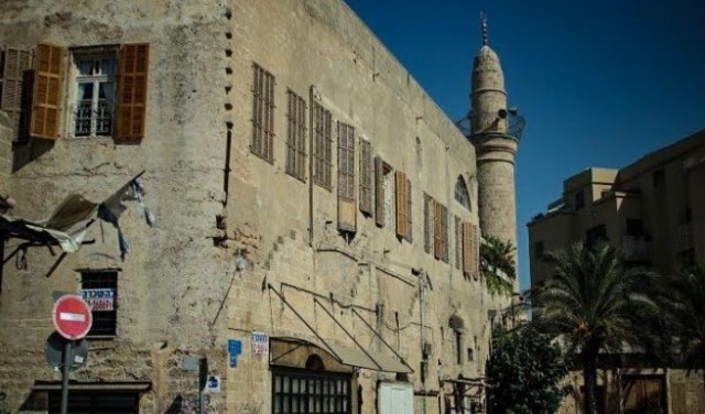 مسجد السكسك في يافا: الشرطة تعتزم تصعيد إجراءاتها بشأن الأذان 