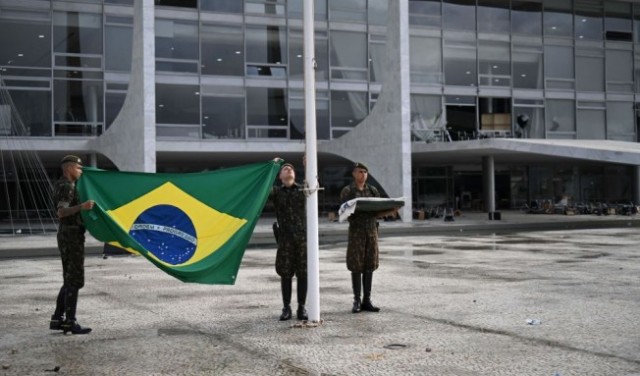 البرازيل: بيان ثلاثيّ 