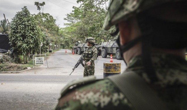 10 قتلى بمعارك بين فصيلين متمردين في كولومبيا