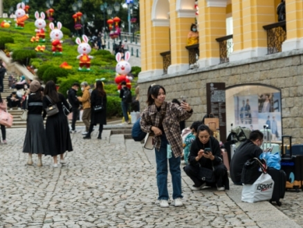 عالميًّا: عدد السياح الأجانب تضاعف في 2022