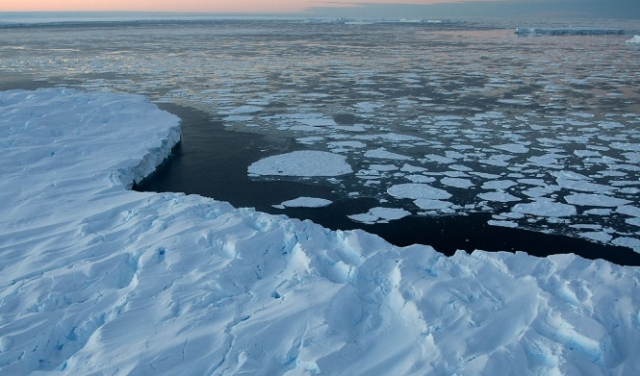 دراسة: ليس حتميا انهيار الغطاء الجليدي في القطب الجنوبي