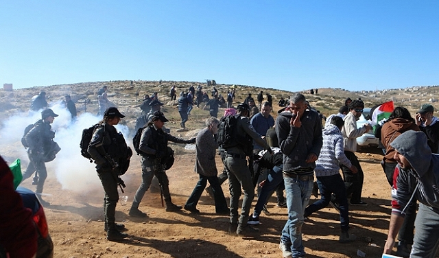 إصابات بالرصاص والاختناق في مواجهات مع قوات الاحتلال بالضفة