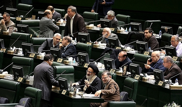 البرلمان الإيراني: سنعتبر الجيوش الأوروبية إرهابية