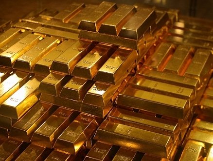 الطلب على الذهب في أعلى مستوياته منذ أكثر من عقد