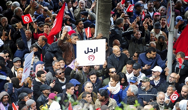 تونس: الاتحاد العام للشغل يتهم سعيّد بالتحريض ويدعو إلى التعبئة دفاعا عن الحريات