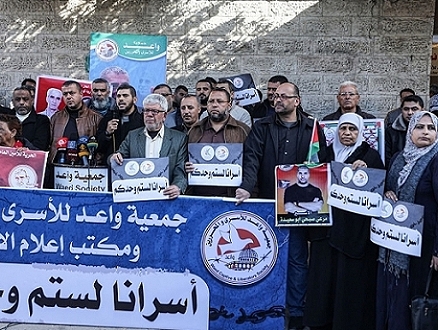 "الأسرى يوقفون الخطوات الاحتجاجية بعد التوصل إلى تفاهمات مع إدارة سجون الاحتلال"
