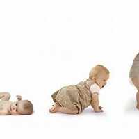 تطور الطفل الحسّي- الحركي والذهني منذ الولادة وحتى السنة الأولى