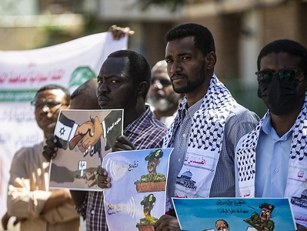 وقفة احتجاجية في السودان رفضا للتطبيع مع إسرائيل