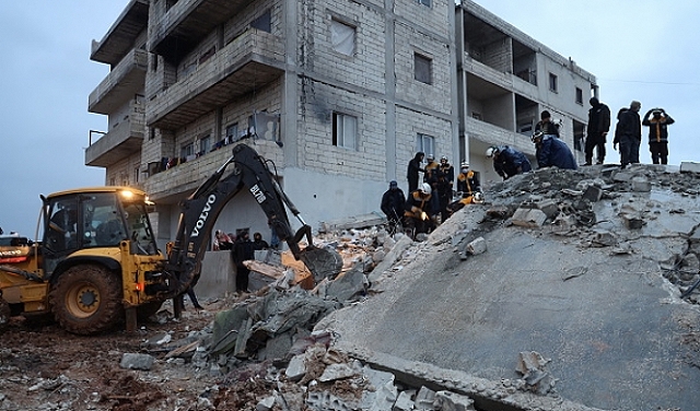 مصرع 8 لاجئين فلسطينيين جراء الزلزال بسورية