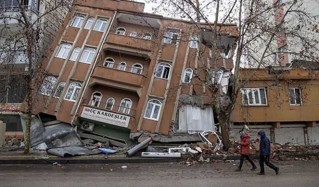 ما هي تكاليف الزلزال الاقتصاديّة على تركيا؟