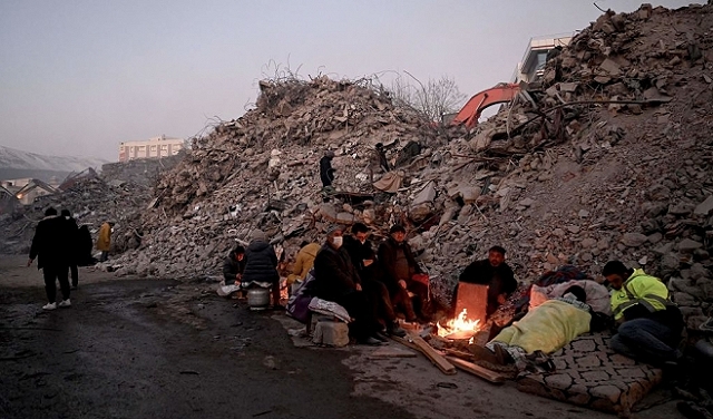 ارتفاع حصيلة الضحايا الفلسطينيين لزلزال تركيا وسورية إلى 95 قتيلا