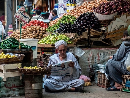 بلدان خليجيّة توسّع استحواذاتها في مصر على خلفيّة حاجة القاهرة للدولار