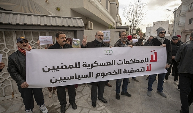 تونس: حملة اعتقالات تطال قياديا بحركة النهضة ومدير إذاعة 