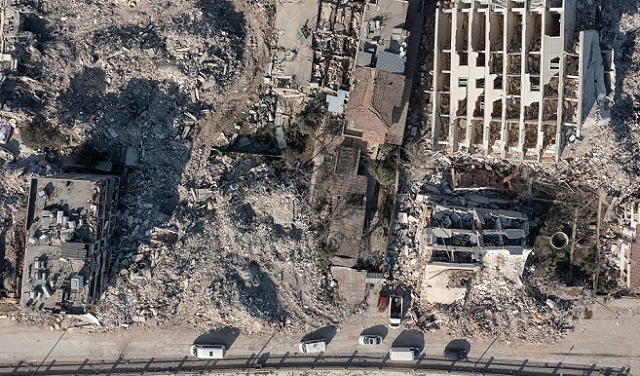 تركيا: تحديد الأضرار في نحو نصف مليون مبنى بمناطق الزلزال