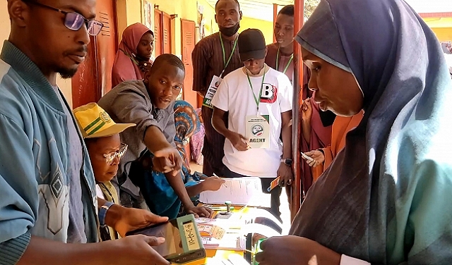 نيجيريا: 18 متنافسًا على الرئاسة بينهم مرشحون تحت سن الخمسين