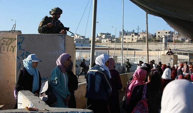 الشاباك اعتقل 8 فلسطينيين بادعاء مشاركتهم بعمليات إطلاق نار