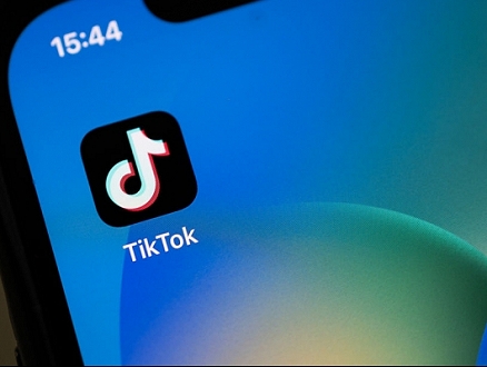 تيك توك يعتزم تطبيق آلية تحذير للمستخدمين بعد 60 دقيقة من الاستخدام