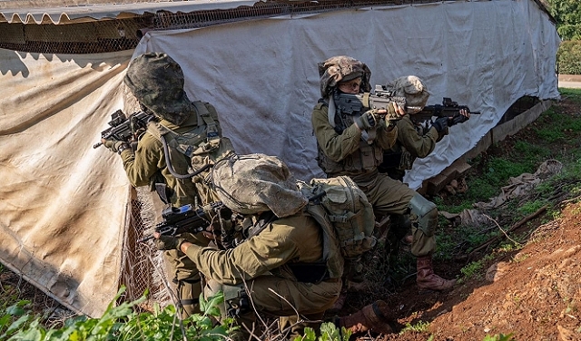 مناورات عسكرية للاحتلال بالضفة وقبالة غزة