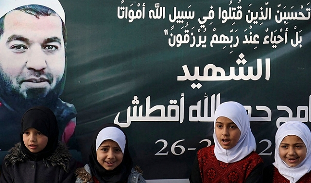 زعترة: استشهد قتش أمام أعين جنود الاحتلال الذين يسكنون مع المستوطنين