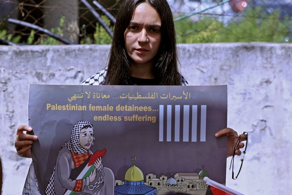 في اليوم العالميّ للمرأة: 29 أسيرة فلسطينيّة في السجون الإسرائيلية