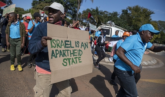 برلمان جنوب إفريقيا يصوت على تخفيض العلاقات مع إسرائيل