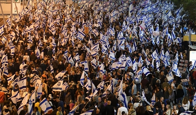 الاحتجاجات تؤخر زيارة أوستن لإسرائيل وتغير مكان اجتماعاته