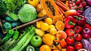 الإكثار من تناول الخضروات والفواكه
