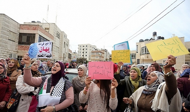 "حركة المعلم" الاستمرار في الإضراب في الضفة الغربية وإعطاء الحكومة فرصة لرفع العقوبات