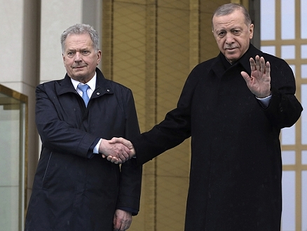 تركيا توافق على انضمام فنلندا إلى "الناتو"