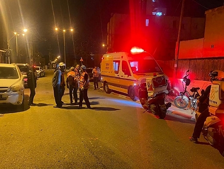 القدس: إصابة خطيرة لعامل سقط من علو في مصنع