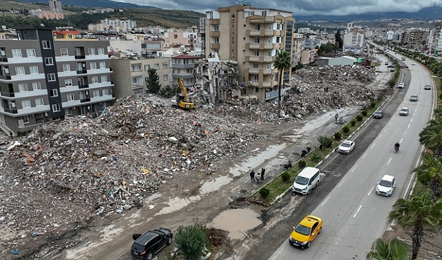 تركيا: حصيلة ضحايا الزلزال ترتفع إلى 49,589 قتيلا