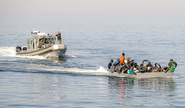 تونس: 34 مهاجرا في عداد المفقودين إثر غرق مركبهم