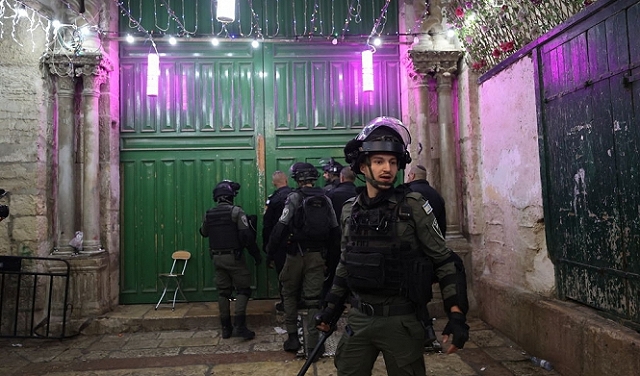 اقتحام الاحتلال للمسجد الأقصى: 200 إصابة بالقدس و400 معتقل وصواريخ من غزة 