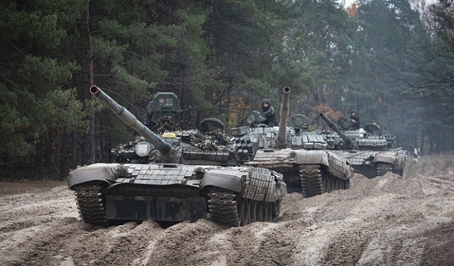 زيلينسكي يصل بولندا ومساعدات عسكرية أميركية جديدة لأوكرانيا