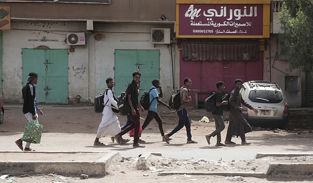 تفجُّر الصراع بين القوّات المسلّحة السودانيّة والدعم السريع: الأسباب والتداعيات المحتملة