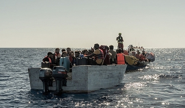 فقدان أثر أكثر من 20 مهاجرًا بعد غرق قاربين قبالة السواحل الإيطاليّة