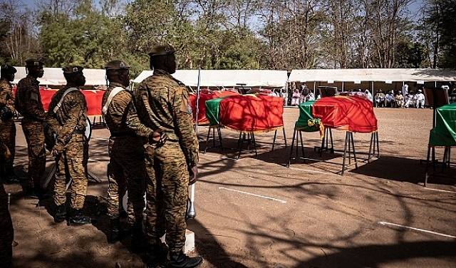 بوركينا فاسو: 60 قتيلا برصاص مسلحين يرتدون زي الجيش