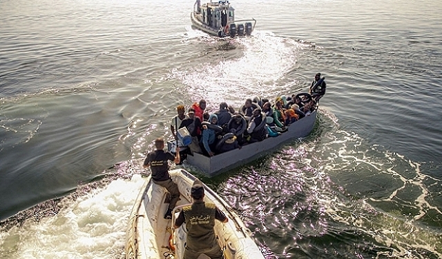 تزايد حوادث الغرق بين المهاجرين في البحر وانتشال عشرات الجثث