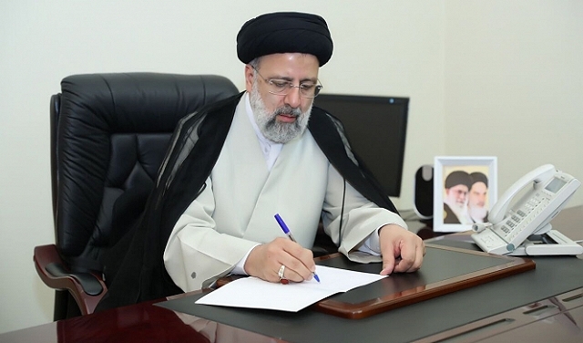 وأمر الرئيس الإيراني باتخاذ إجراءات عاجلة لتحديد أسباب اغتيال سليماني