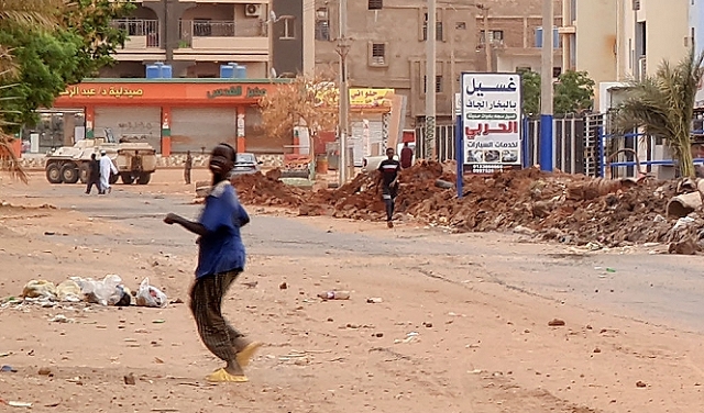 السودان: القتال يتواصل رغم الهدنة... و387 قتيلا مدنيا منذ بدء الاشتباكات