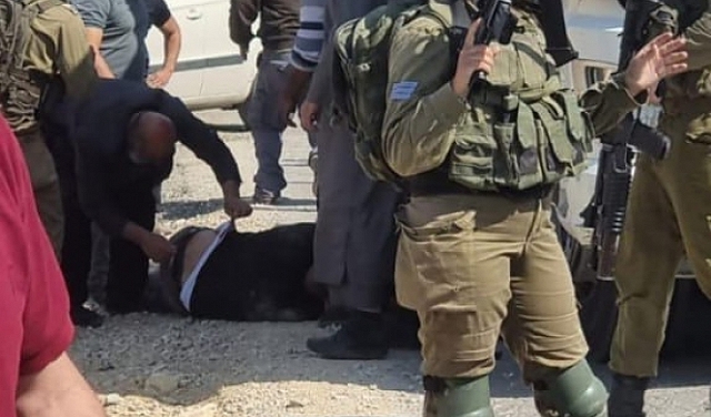 بزعم محاولة تنفيذ عملية طعن: إصابة فلسطيني بنيران الاحتلال قرب بيت لحم