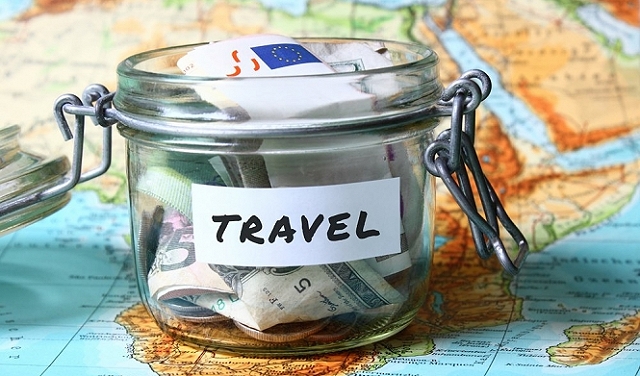 5 طرق بسيطة لتوفير المال عند السفر