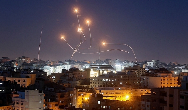 نتنياهو: لا نزال في خضمّ المعركة... غالانت: 400 صاروخ أُطلقت من قطاع غزة