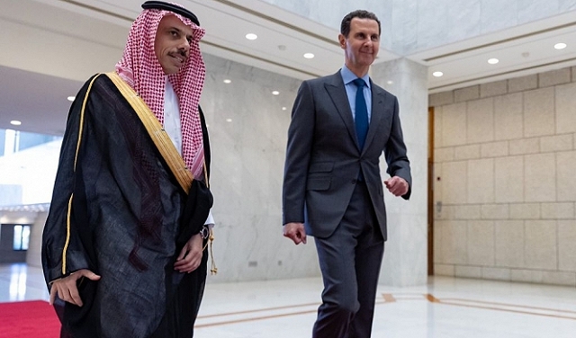 الأسد يصل إلى جدة للمشاركة في القمة العربية التي تستضيفها السعودية