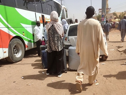 السودان: توقعات بنزوح نحو مليون شخص جراء الاشتباكات