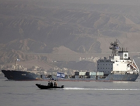 غالانت: إيران تحوّل سفنا تجاريّة إلى معسكرات عائمة... "حرب كُبرى" محتملة بسبب "حزب الله"
