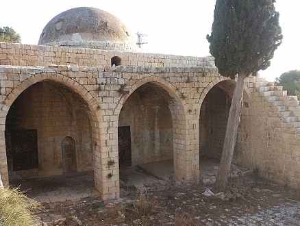 مجهولون يعتدون على مسجد الغابسية ويسرقون حجارة المنبر