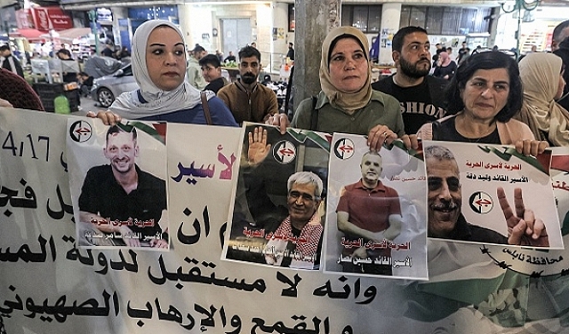 الاحتلال يتجاهل الحالة الصحية للأسير زهير أبو ميزر