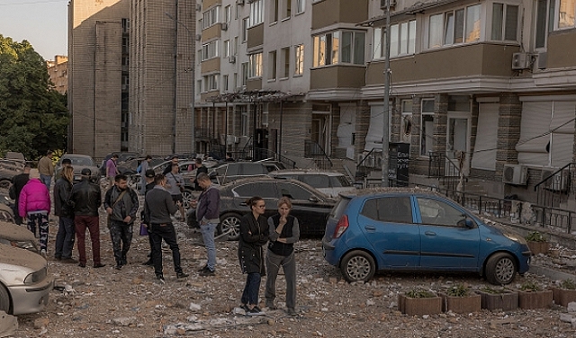 هجوم روسي بالمسيرات المتفجرة على كييف واستهدف أوكراني لعدة مبان بموسكو