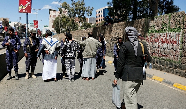 تبادل رفات مقاتلين بين الحكومة اليمنية والحوثيين 